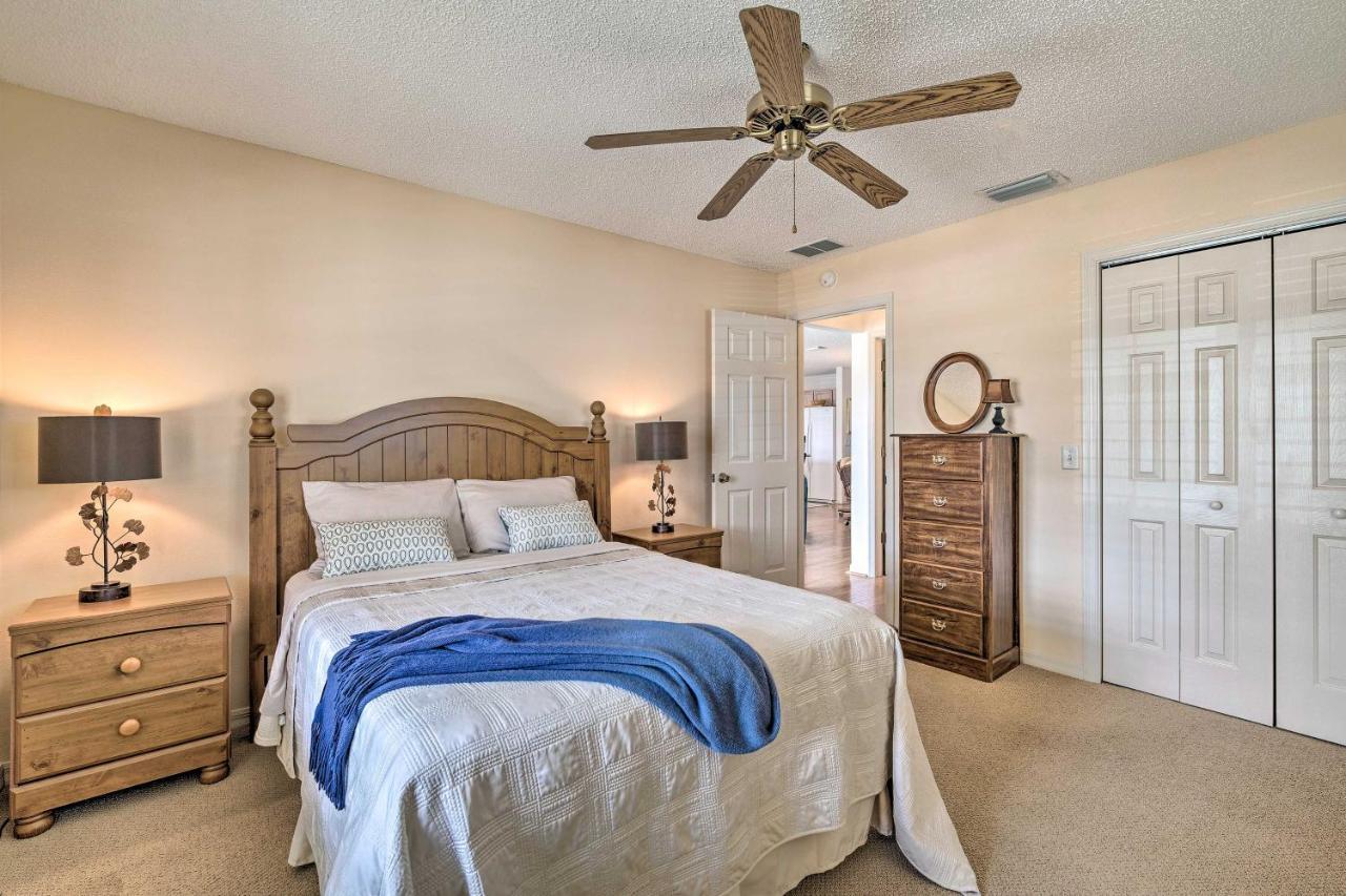 Home In The Villages With Lanai And Private Hot Tub! Экстерьер фото